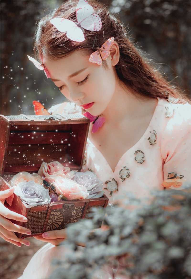 特别专辑唇红齿白的森系女孩裙摆飞舞笑容迷人清纯唯美图片图片