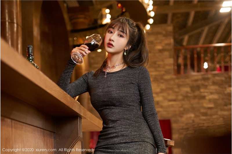 特别专辑靓影美臀宅男女神Betty林子欣袜子大长腿人体欣赏图片