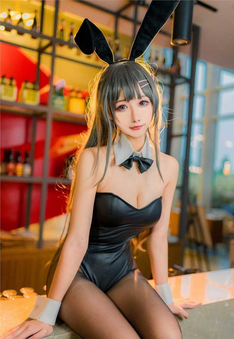 精选性感兔女郎情趣连体衣黑丝翘臀诱惑人体艺术图册