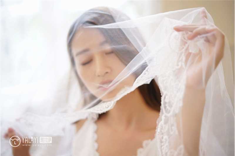 最全90后性感mm饰媛深v短裙双乳呼之欲出人体之美壁纸