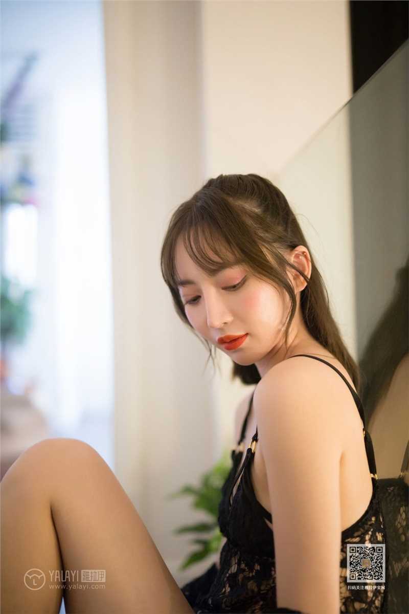 最全大胸美女白雪透明情趣开档内衣性感美臀人体之美相册