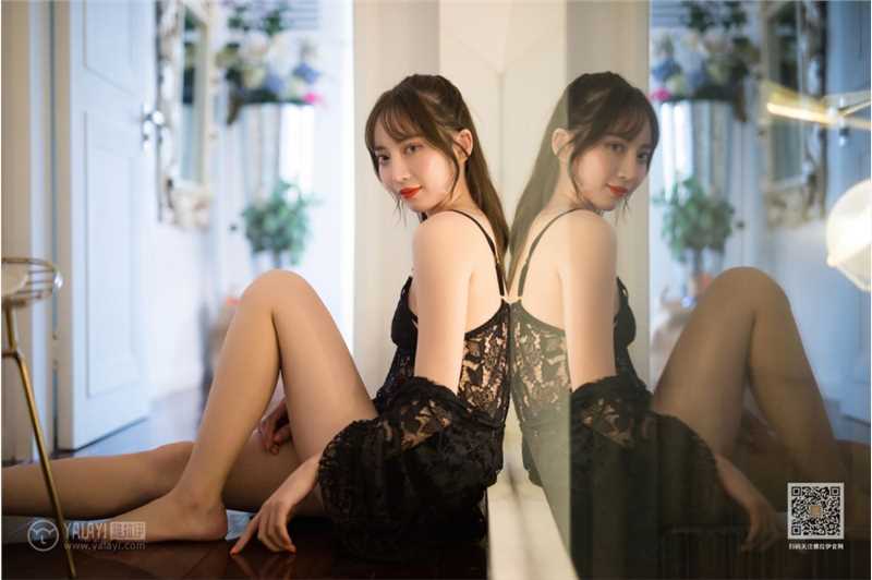 最全大胸美女白雪透明情趣开档内衣性感美臀人体之美相册