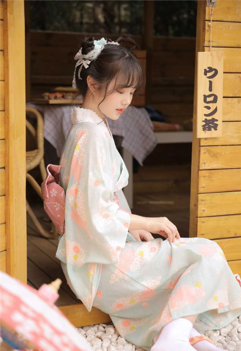 精选笑容甜美的和服美女气质唯美温柔无害日本集图册