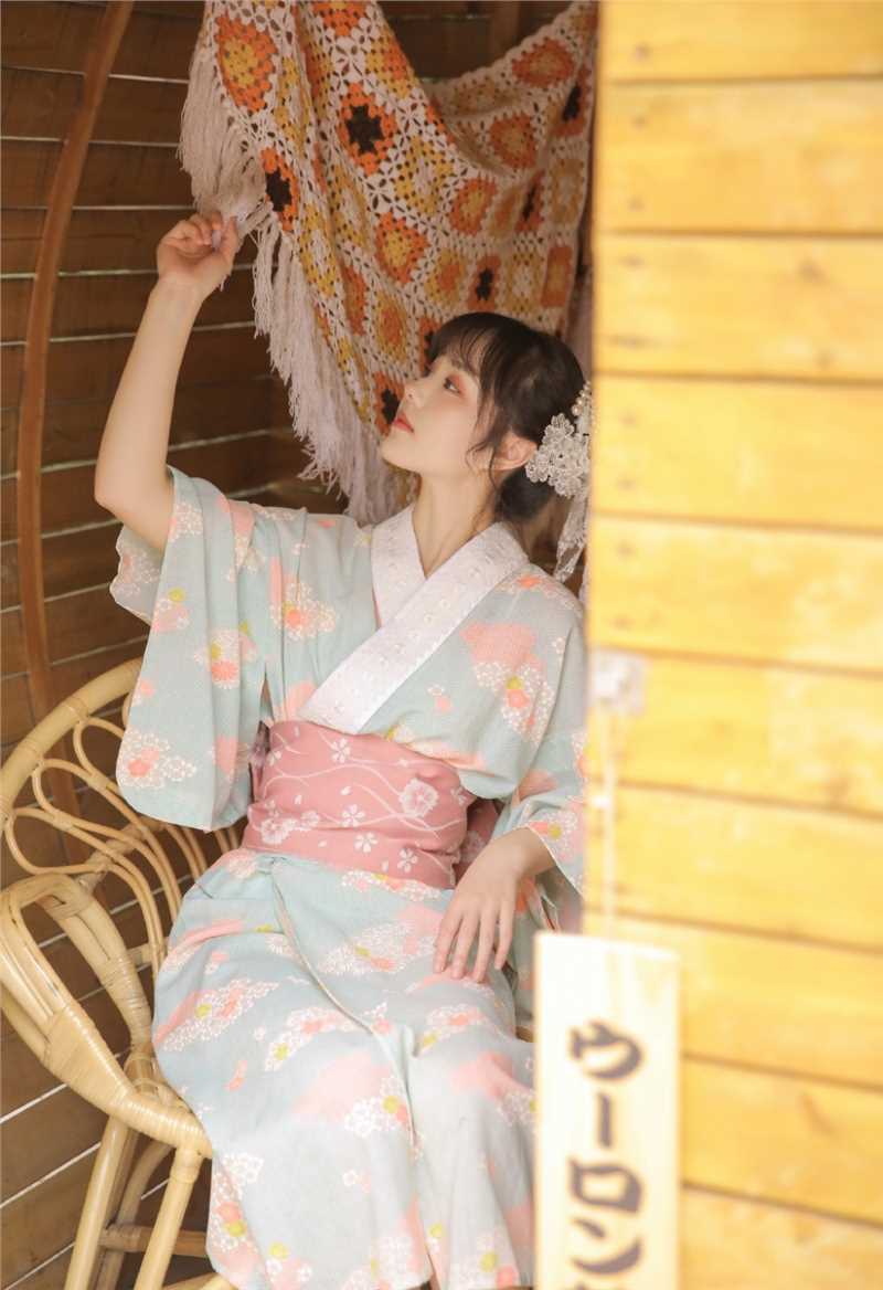 精选笑容甜美的和服美女气质唯美温柔无害日本集图册