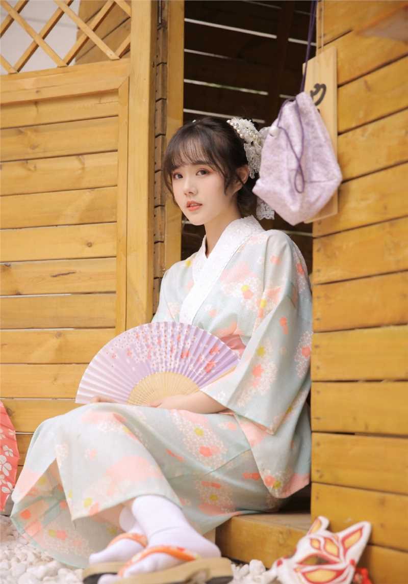 精选笑容甜美的和服美女气质唯美温柔无害日本集图册