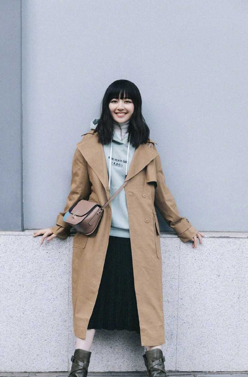 优质李兰迪齐刘海发型魅惑烟熏妆百变时尚街拍集相册