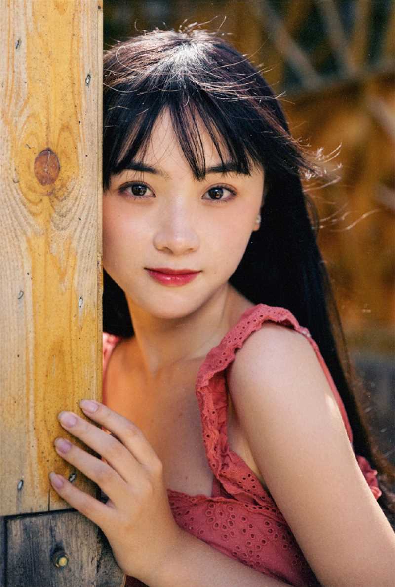 特别专辑清纯美少女笑靥如花灵动飘逸照片图片