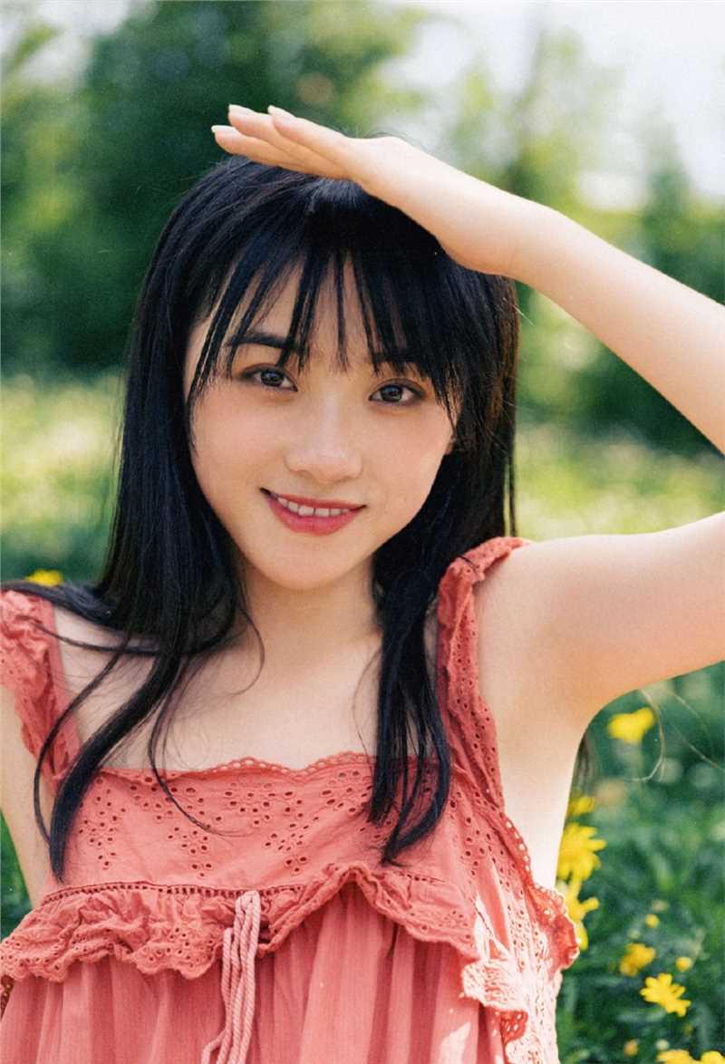 特别专辑清纯美少女笑靥如花灵动飘逸照片图片