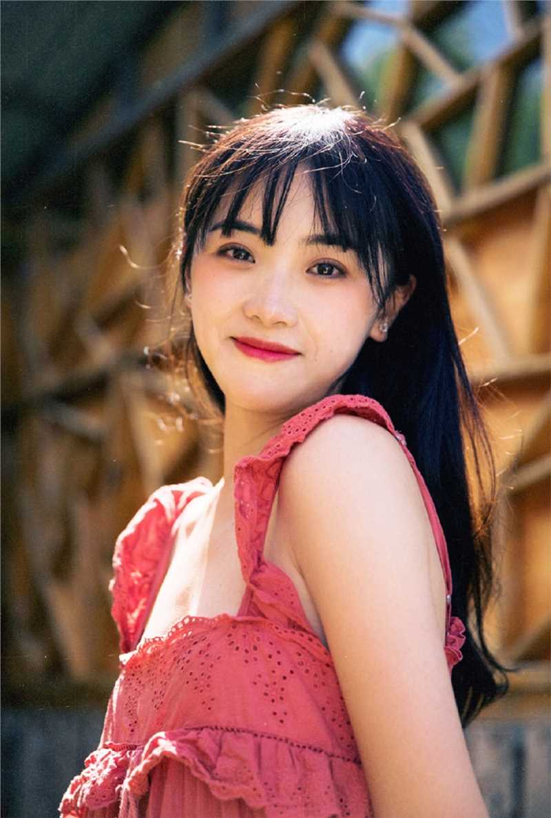 特别专辑清纯美少女笑靥如花灵动飘逸照片图片