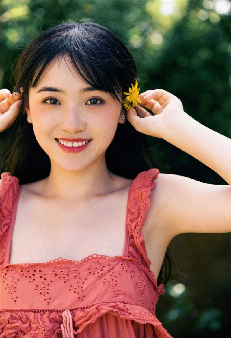 特别专辑清纯美少女笑靥如花灵动飘逸照片图片