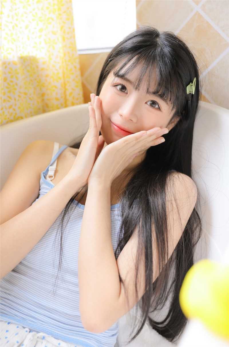 最全邻家女孩黑长直发气质清纯个人艺术照相册