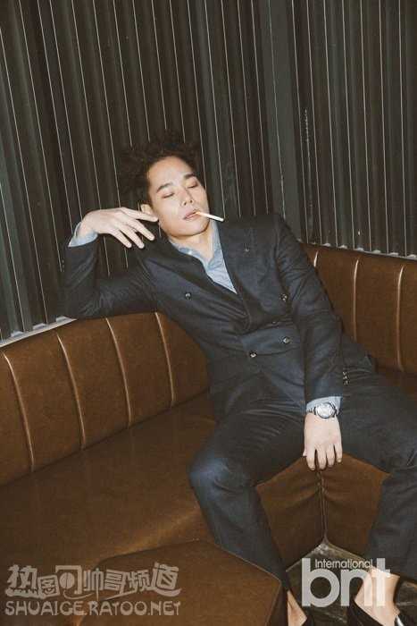 高清韩国说唱男歌手许仁昌痞帅十足时尚图集