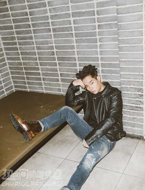 高清韩国说唱男歌手许仁昌痞帅十足时尚图集