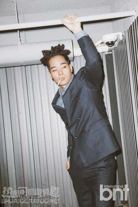 高清韩国说唱男歌手许仁昌痞帅十足时尚图集