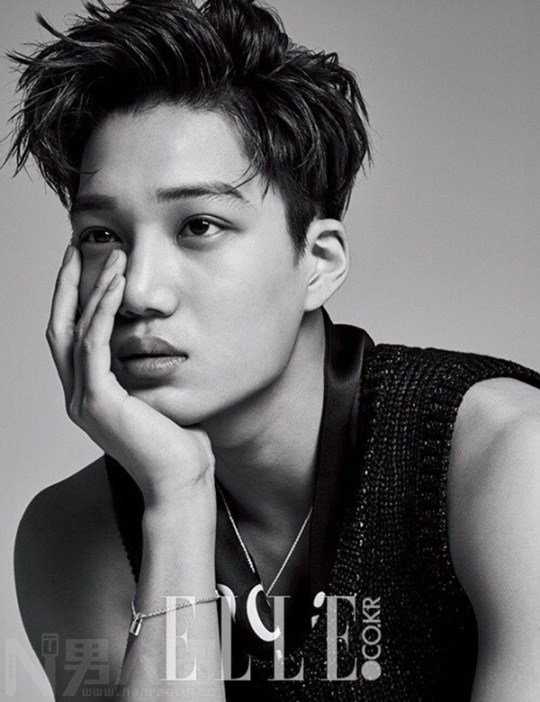 最新韩国男团EXO成员金钟仁KAI时尚杂志封面黑白图集