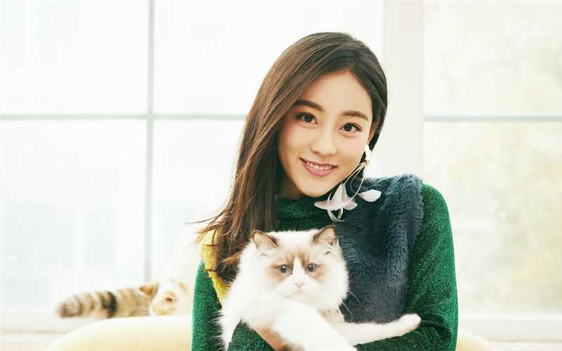 精选女明星祝绪丹可少女可御姐时尚百变个人艺术图册