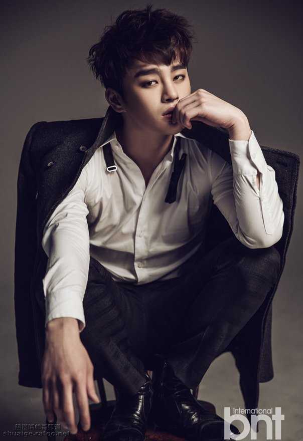 最新韩国男演员徐仁国《Bntnews》时尚壁纸
