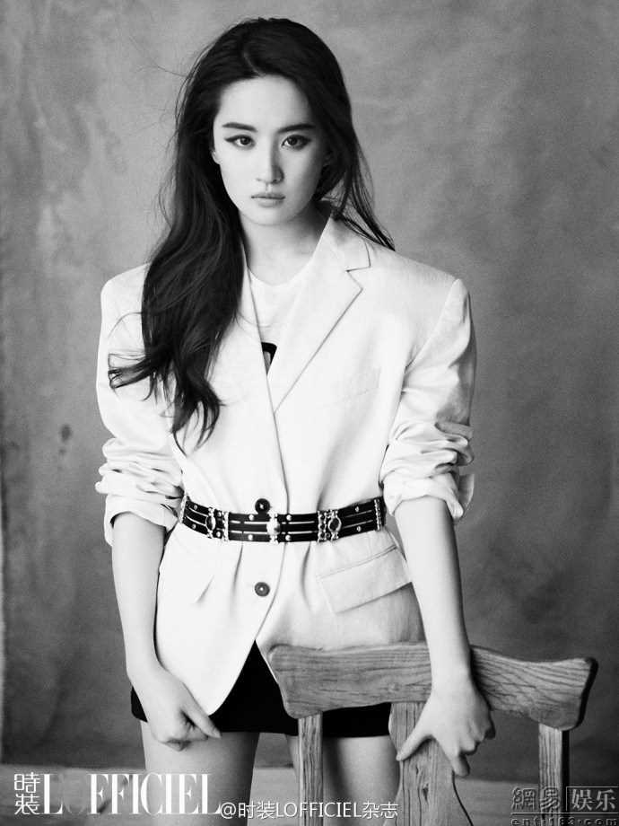 最新刘亦菲清纯俏丽优雅大方时尚杂志封面壁纸