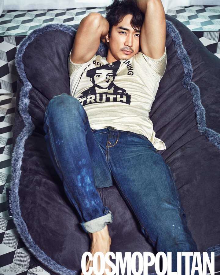特别专辑宋承宪《COOPOLITAN》时尚杂志封面图片
