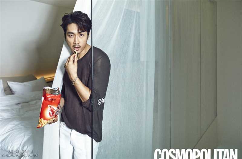 特别专辑宋承宪《COOPOLITAN》时尚杂志封面图片