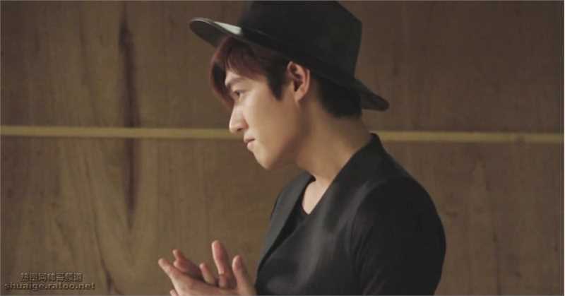 特别专辑韩国帅哥李敏镐《@Star1》时尚杂志封面