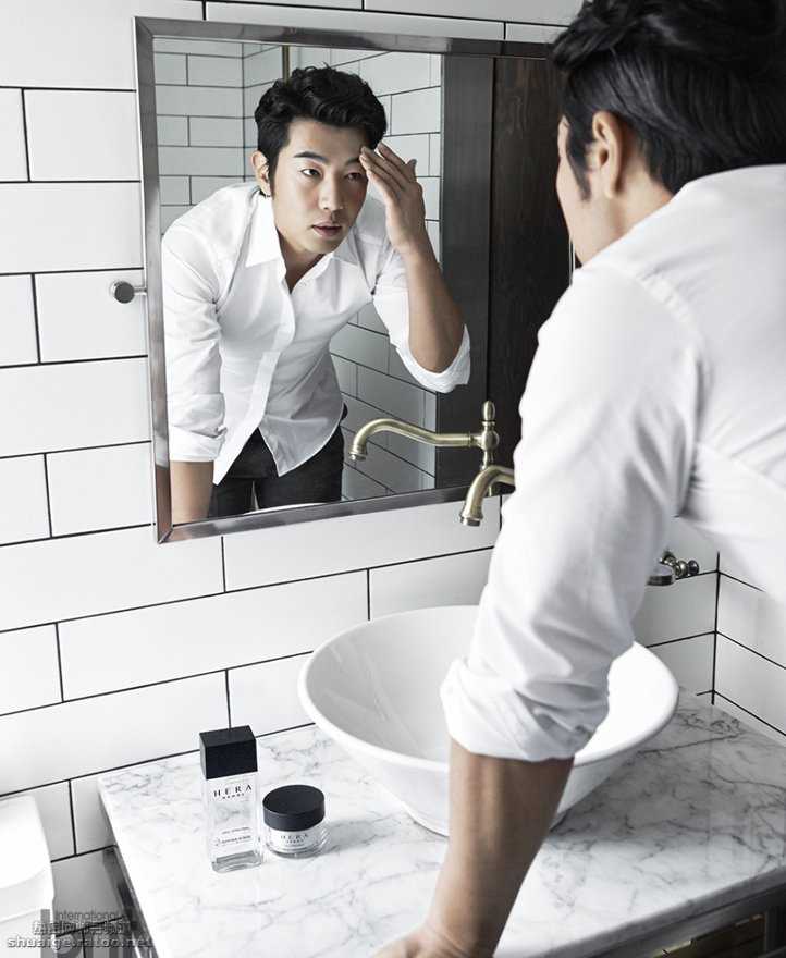 高清韩国男明星李钟赫bntnews时尚杂志封面图集