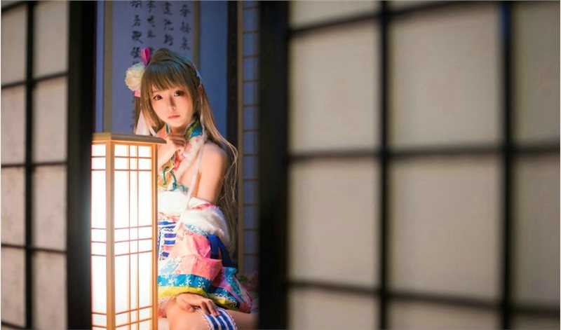 绝色美女cosplay南小鸟和风和服