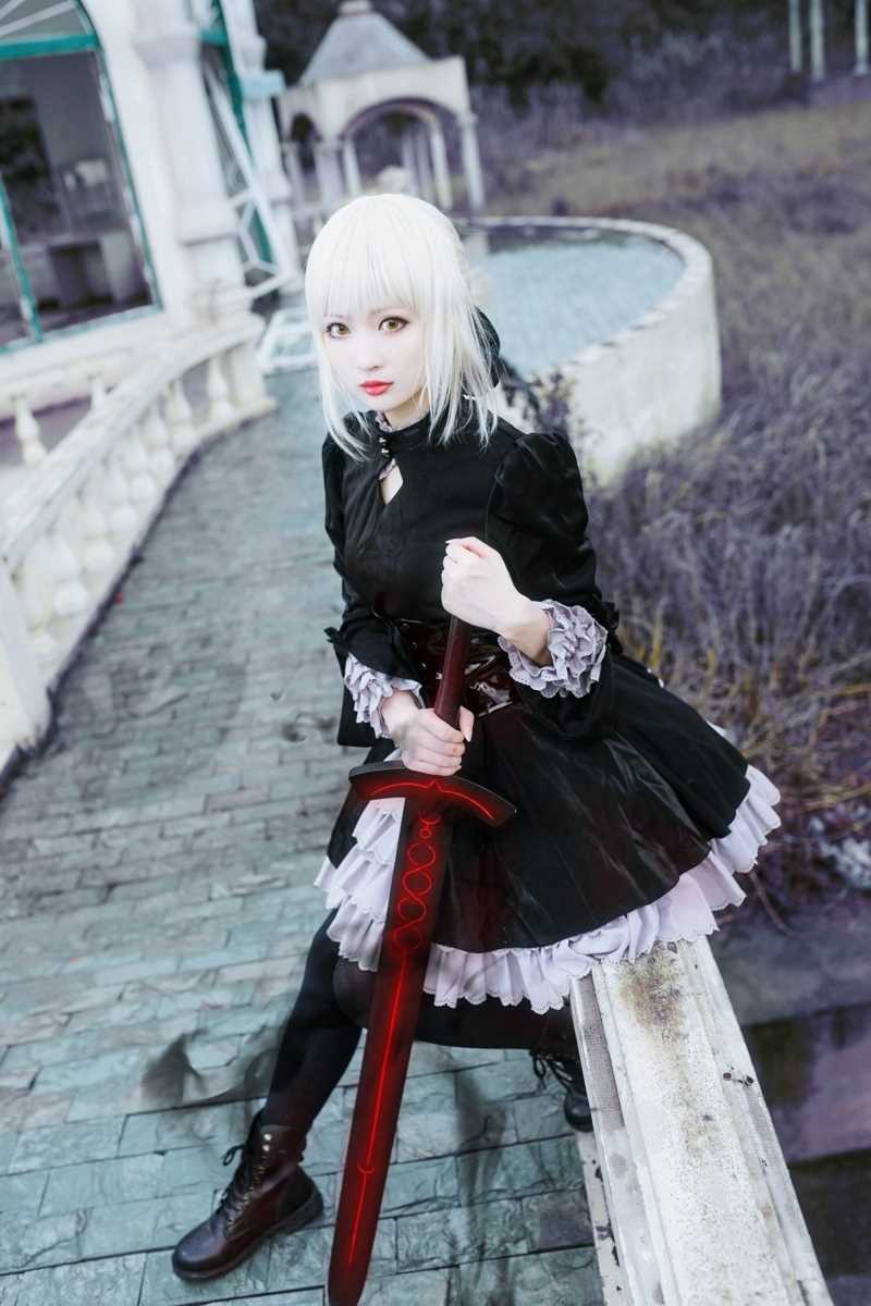 优质阿尔托莉雅·潘德拉贡[Alter]cosplay图片相册