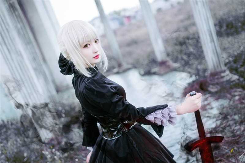 优质阿尔托莉雅·潘德拉贡[Alter]cosplay图片相册