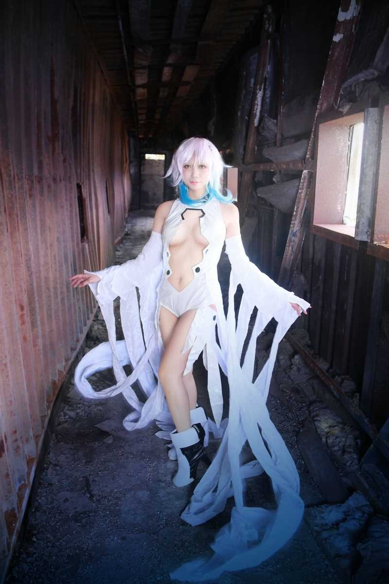 精选在《罪恶王冠:失落的圣诞节》卡洛尔cosplay图片中的图册