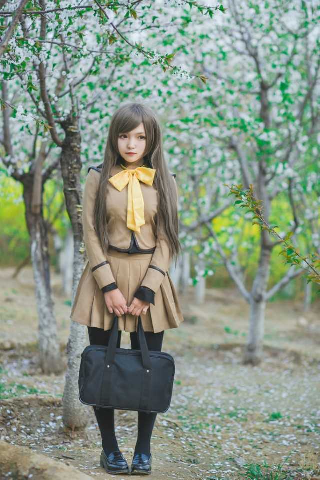 最新桃园奈奈生JK制服cosplay户外壁纸