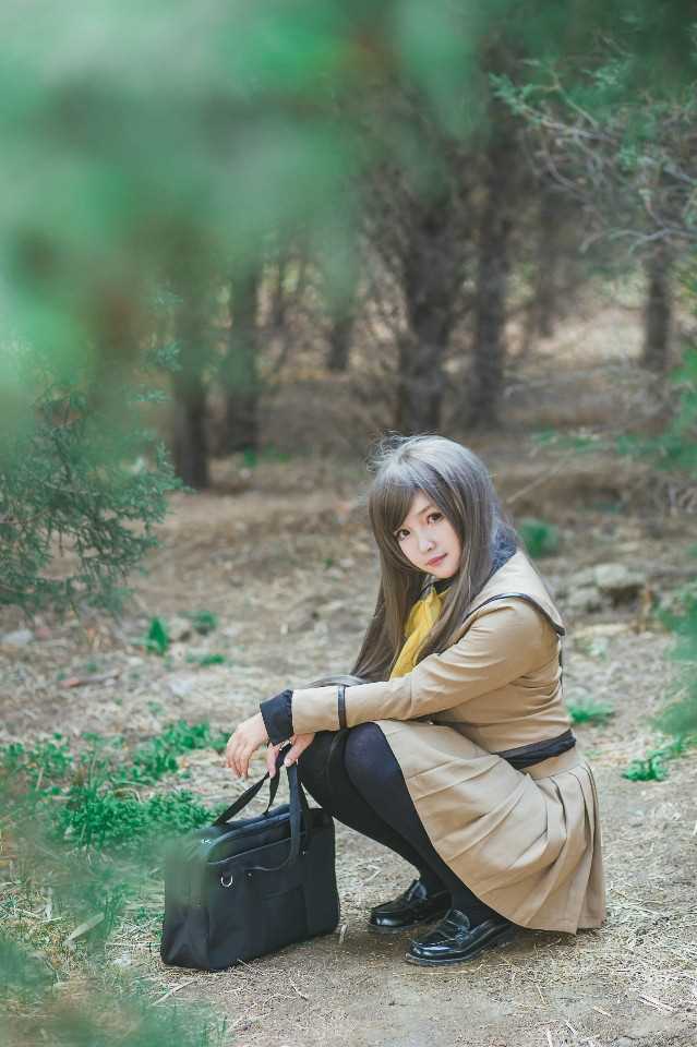 最新桃园奈奈生JK制服cosplay户外壁纸