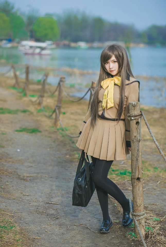最新桃园奈奈生JK制服cosplay户外壁纸