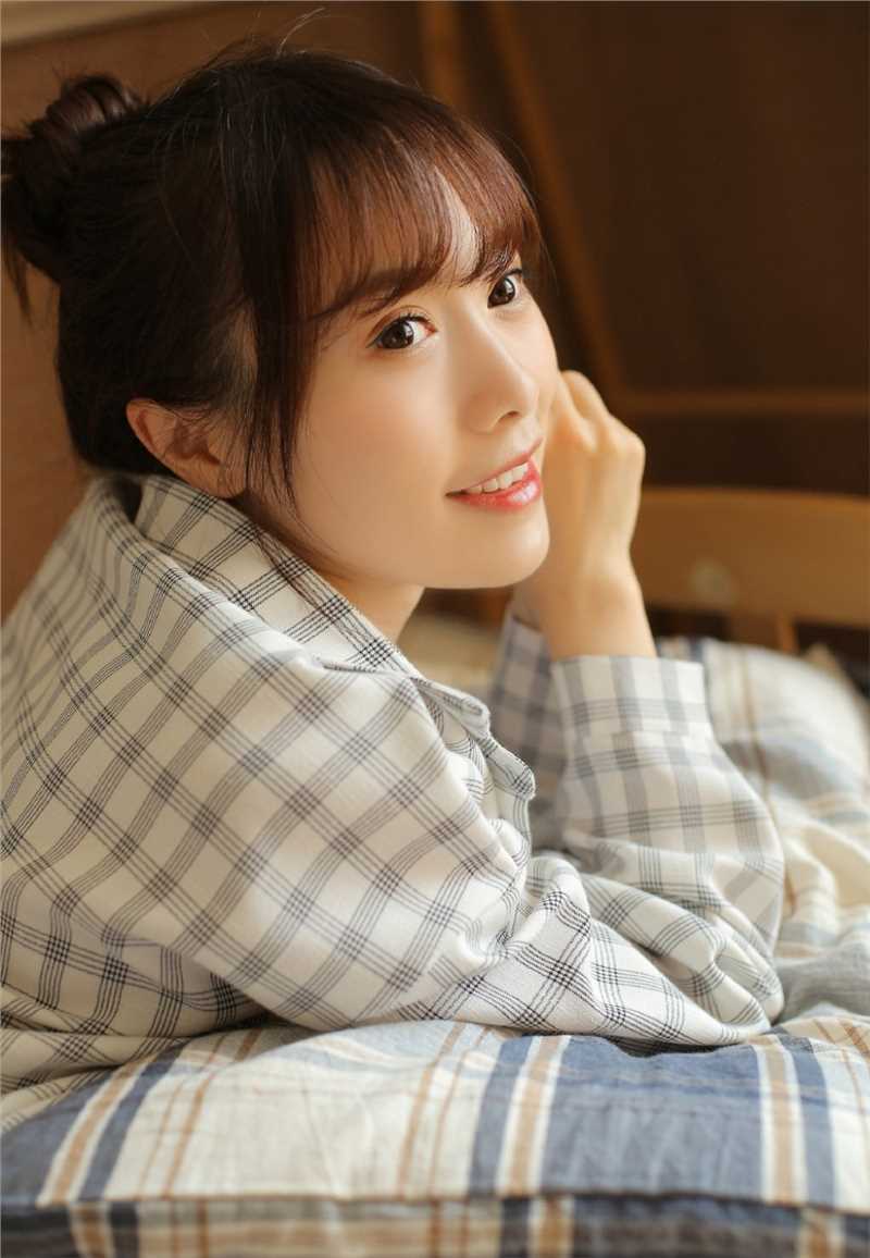 最全丸子头可爱妹子清纯可爱私拍壁纸