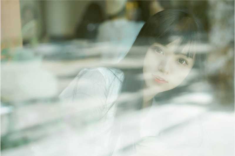 精选清纯女神甜美动人街拍图册