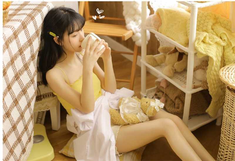 最全诱人齐刘海美少女居家艺术相册