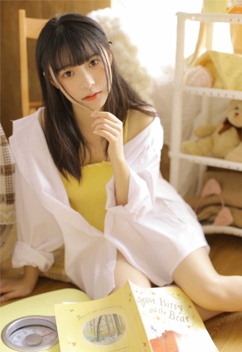 最全诱人齐刘海美少女居家艺术相册