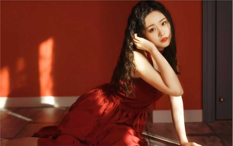 特别专辑娇魅红裙美女诱人光影性感