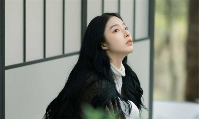 最新女神叶醒醒气质个人高清摄影壁纸