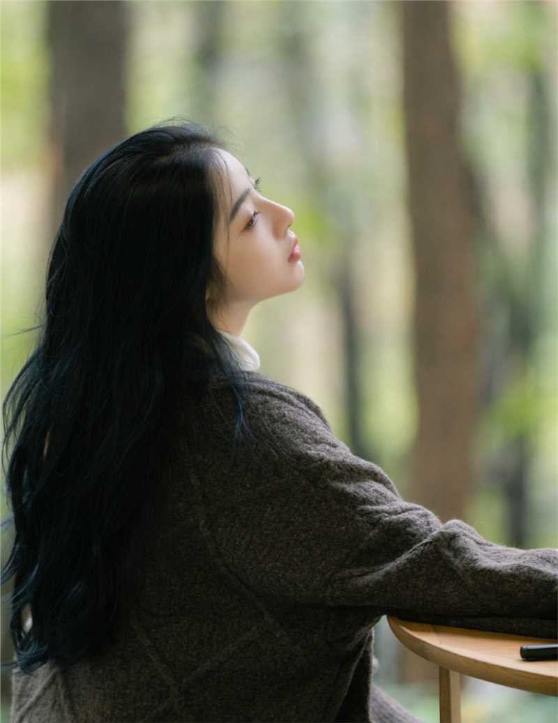 最新女神叶醒醒气质个人高清摄影壁纸