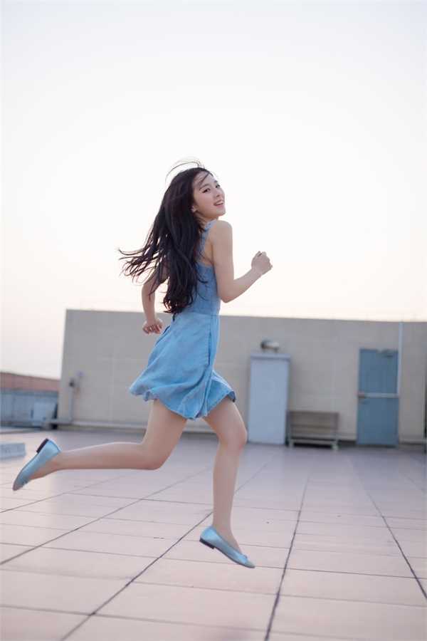 精选笑容酷似杨幂甜美少女清纯唯美图册