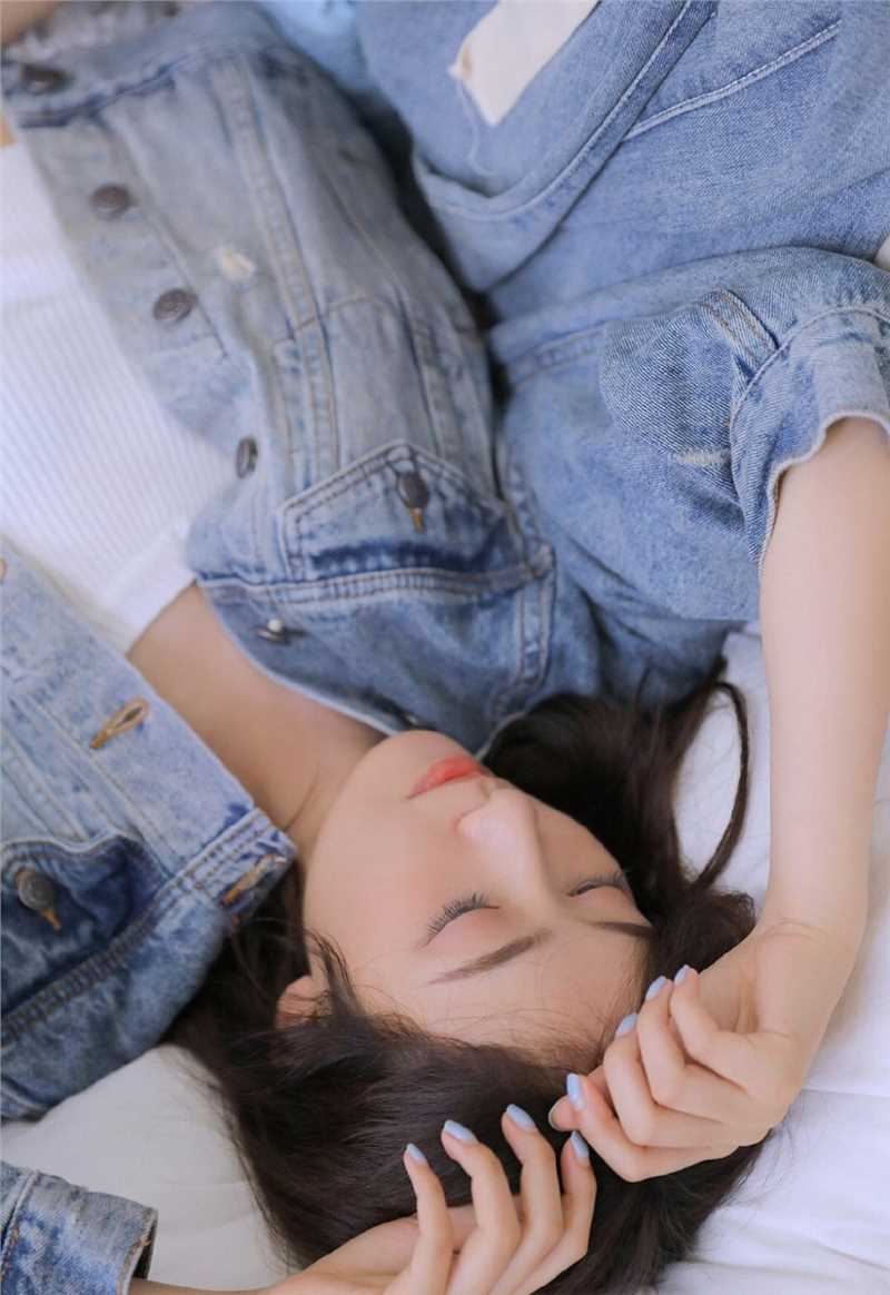 精选宅男深夜福利妹子诱人性感图片图册