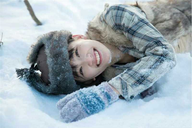 优质又纯又欲甜美女孩冬天雪地唯美高清图相册