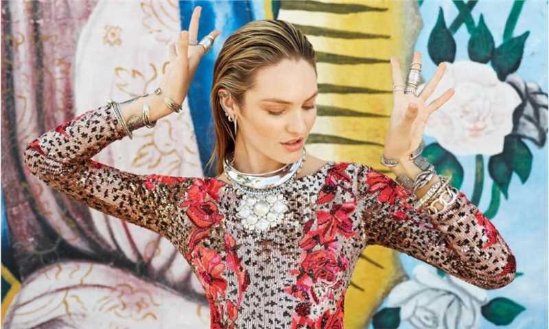 最新性感美女超模坎蒂丝斯瓦内普尔大长腿馆壁纸