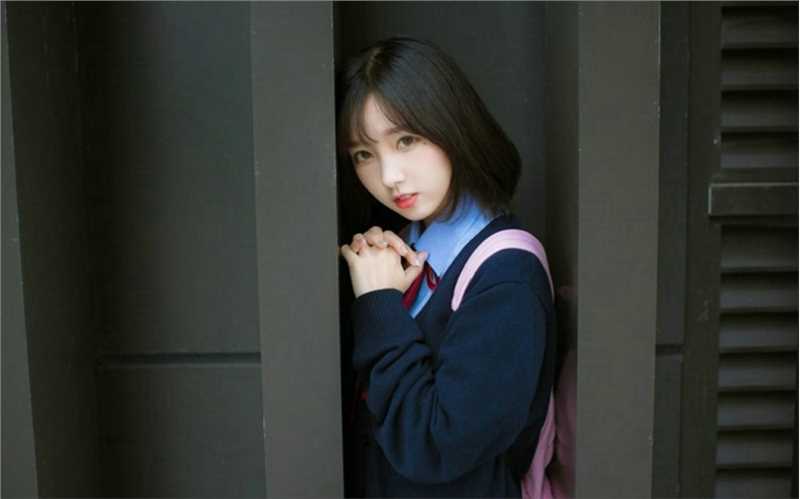 特别专辑杏眼学生制服美女清纯迷情校园集