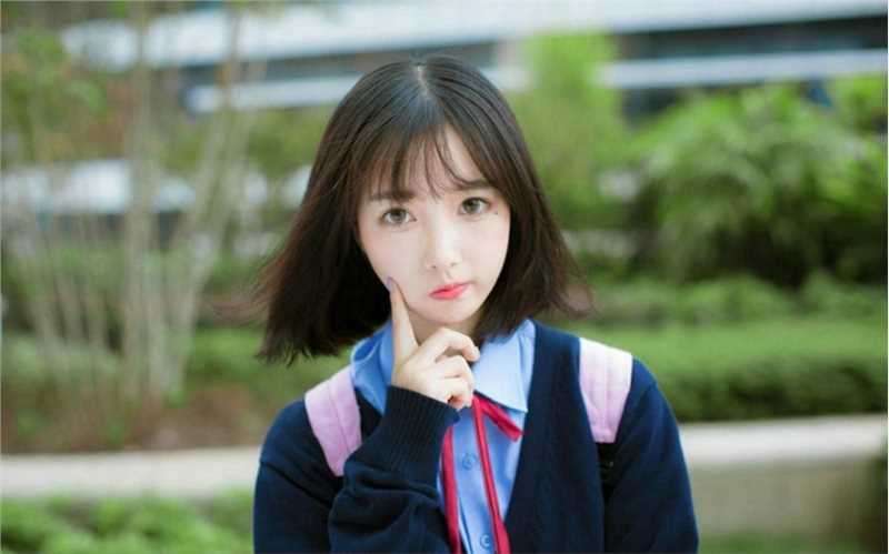 特别专辑杏眼学生制服美女清纯迷情校园集