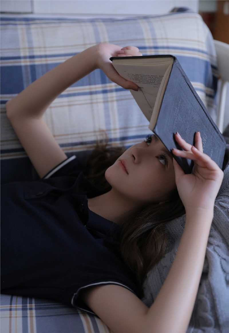 优质清纯大学校花双腿白皙个人私房销魂图片图片