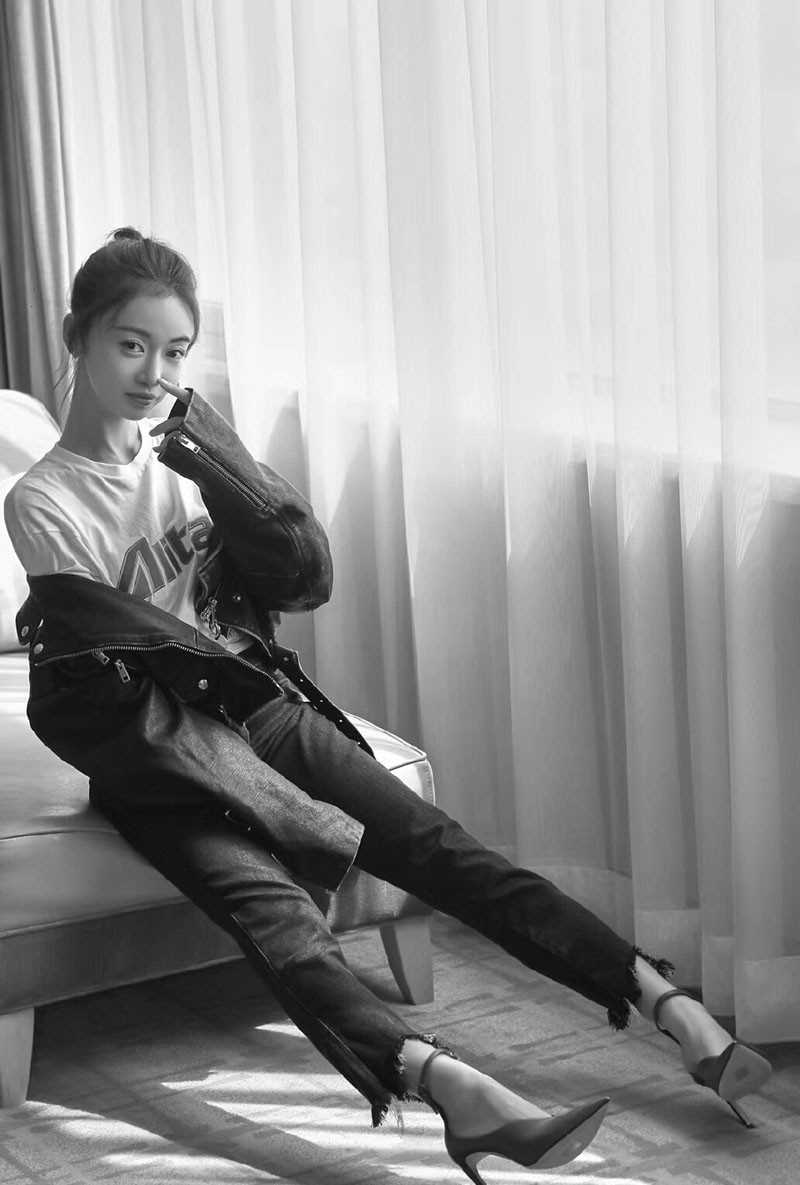 最全天生尤物杨晨晨化身足球宝贝私房照相册