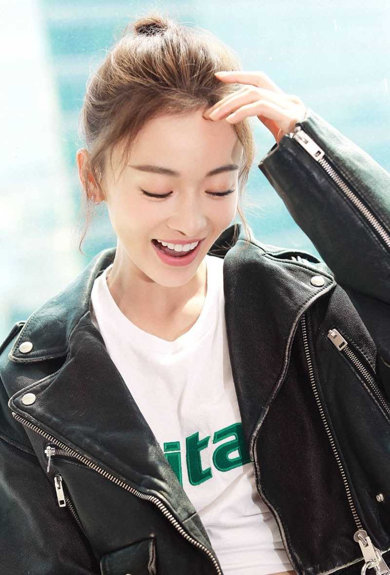 最全天生尤物杨晨晨化身足球宝贝私房照相册