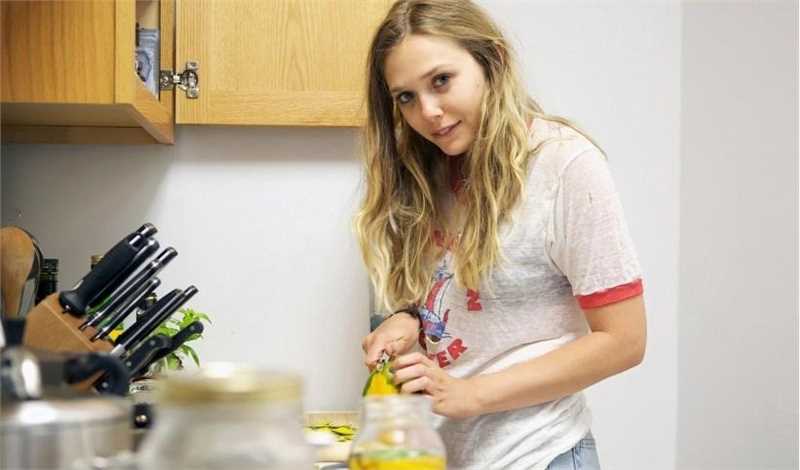 特别专辑漫威猩红女巫伊丽莎白奥尔森美艳性感图片图片